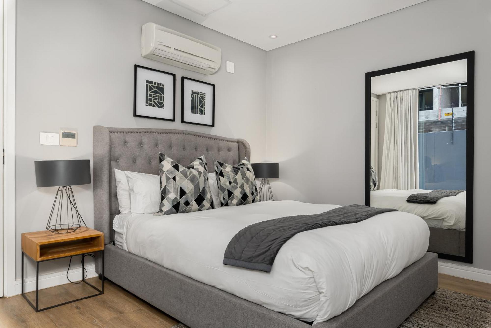 Warwick Apartments By Propr Fokváros Kültér fotó