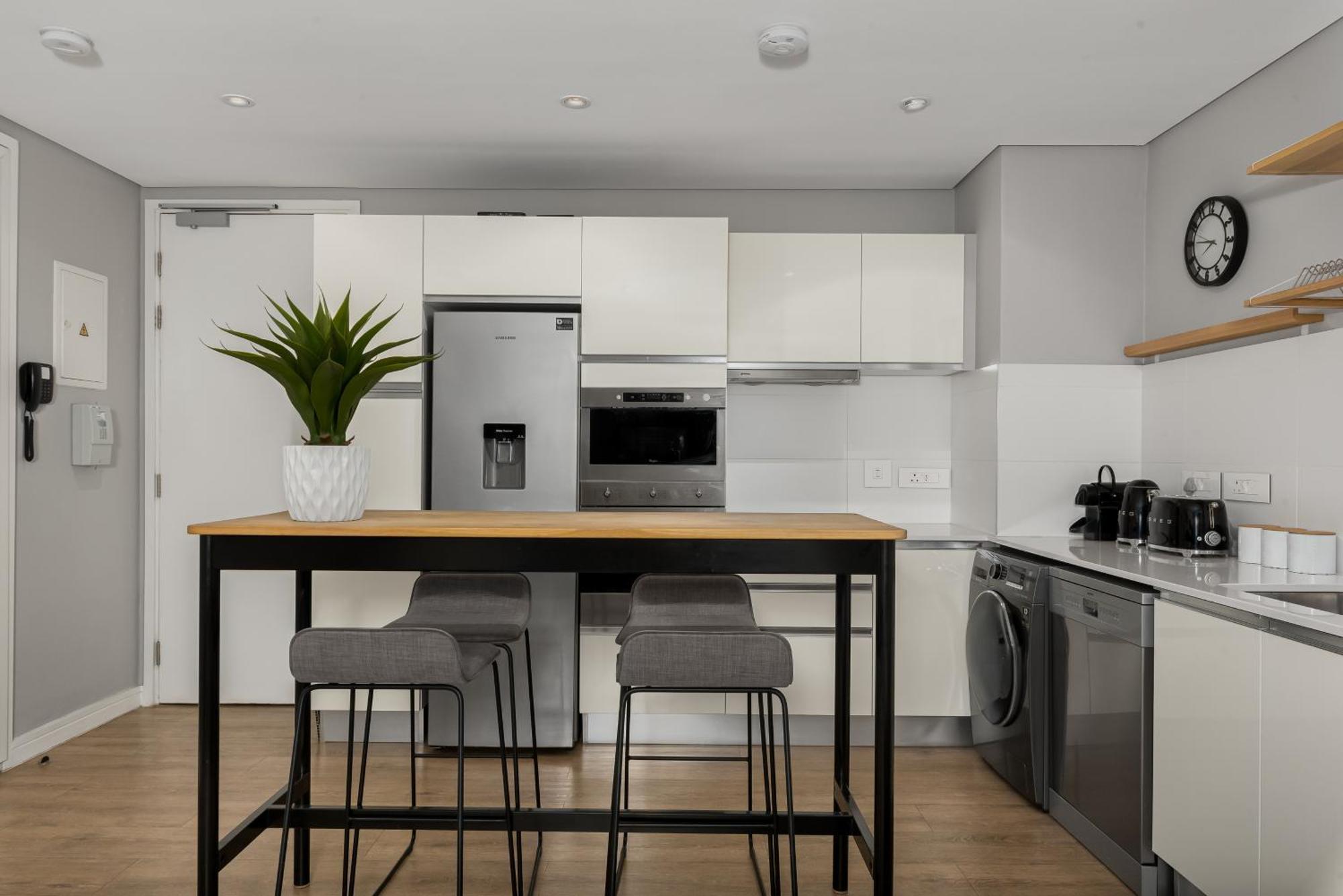 Warwick Apartments By Propr Fokváros Kültér fotó